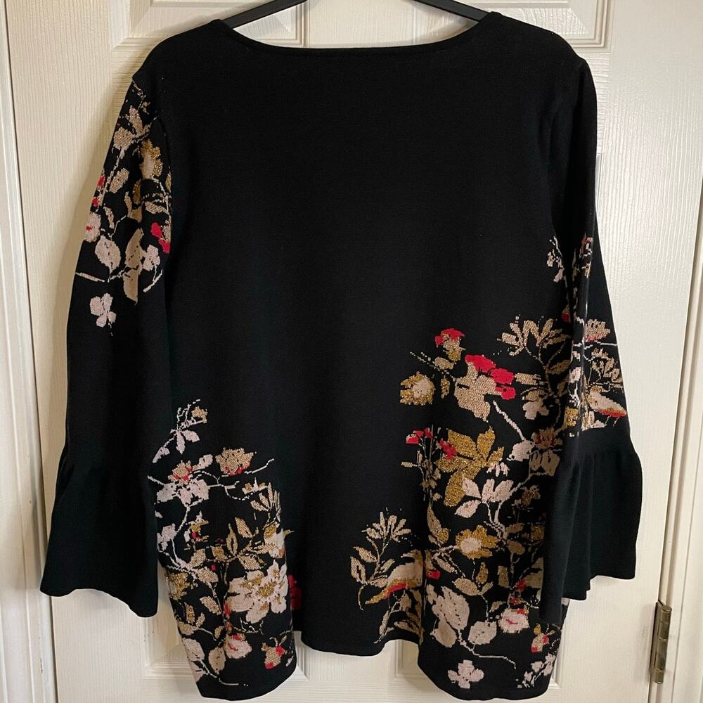 Chico’s Pullover Knit Sweater Floral Sz XXL Bell Sleeves Black Red Gold Metallic - Picture 4 of 10